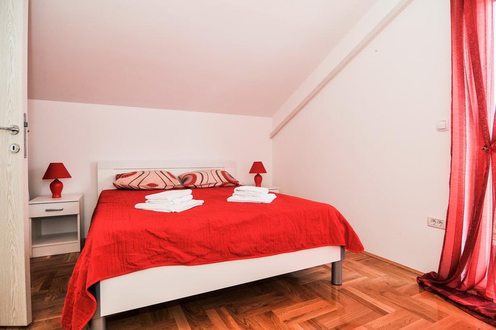 Apartmani P&M Tivat Exterior photo
